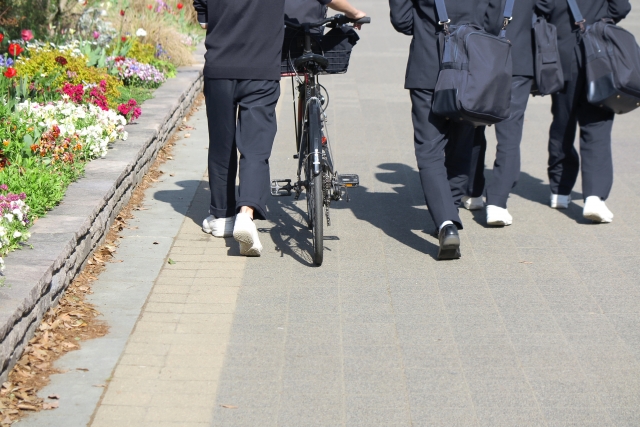 中高一貫校の内部進学せず、通信制高校へ【不登校・学業不振・出席日数不足】